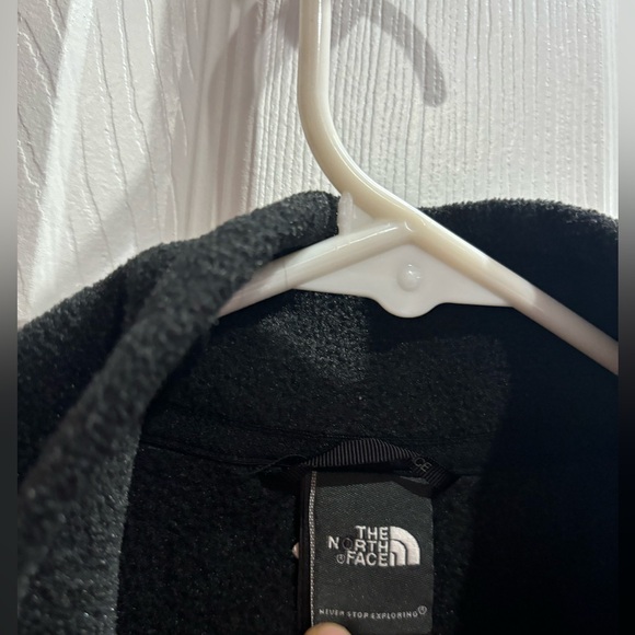 The North Face Quarter-Zip Fleece - Picture 5 of 5